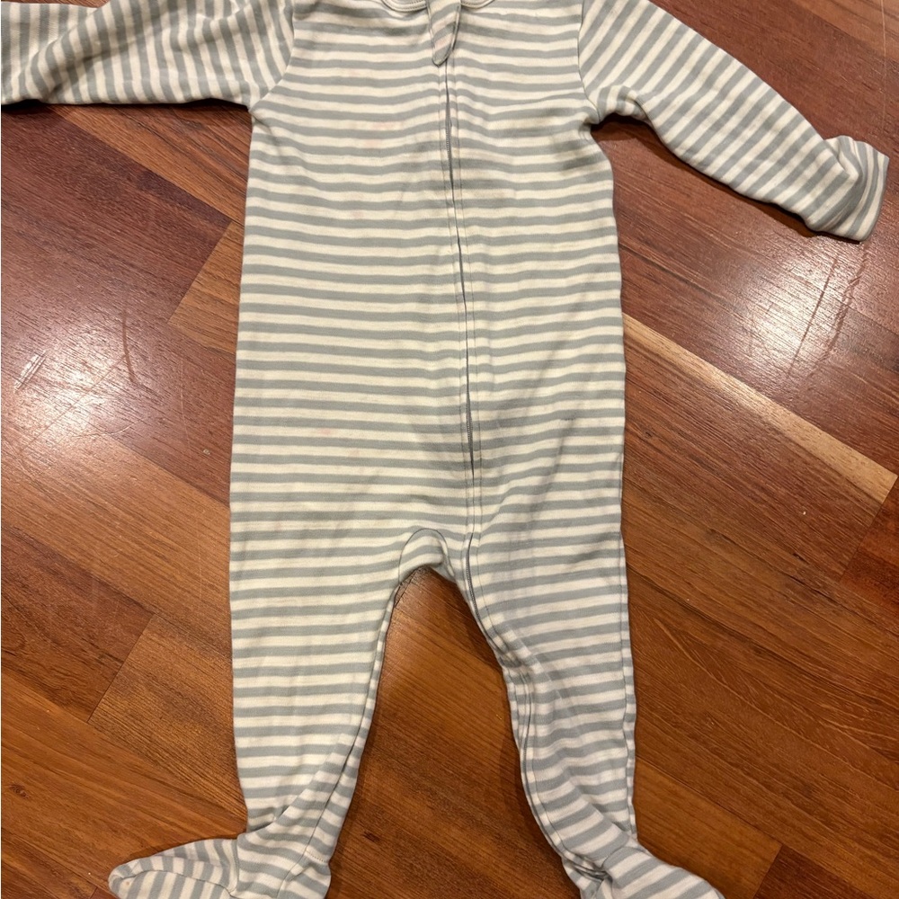 Woolino Striped Gray and White Kids One Piece footed Pajamas 12-18 month